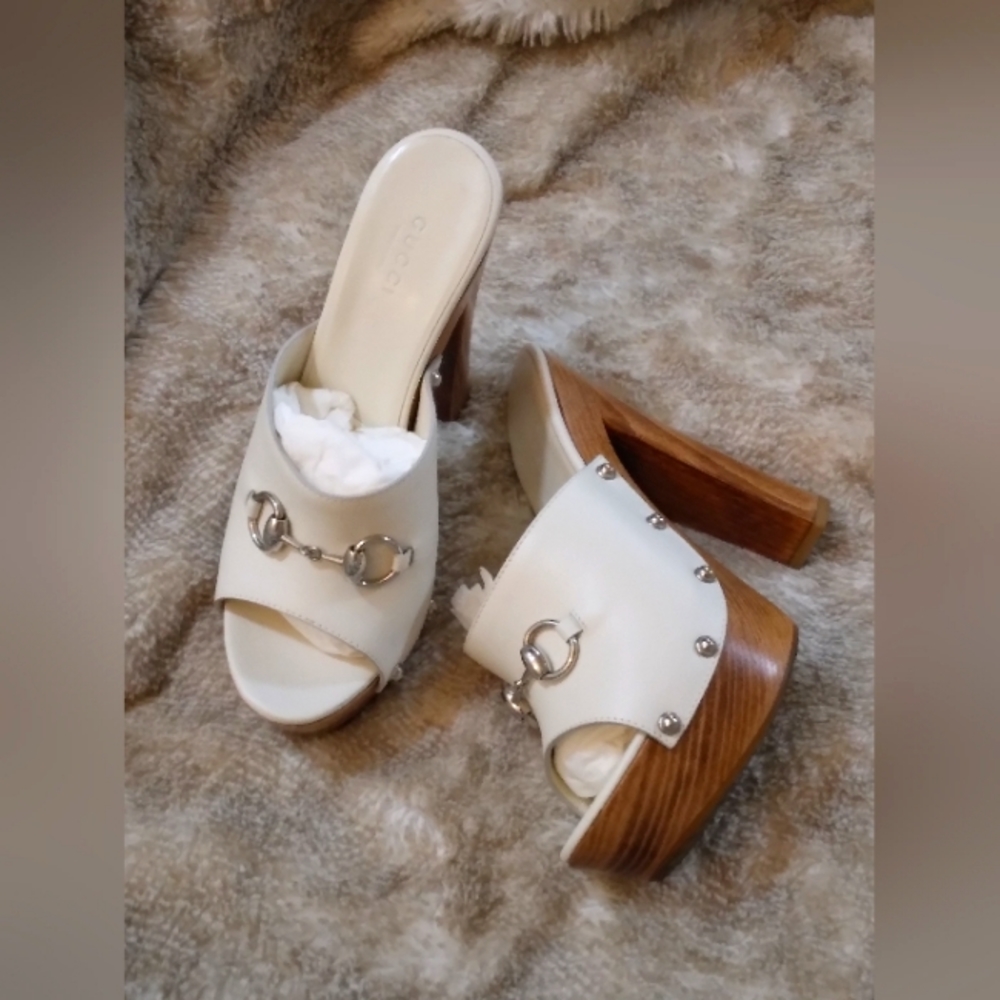 🔥VINTAGE GUCCI CLOGS🔥